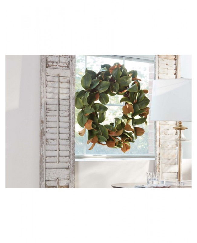 Charming 30-inch green magnolia leaf wreath