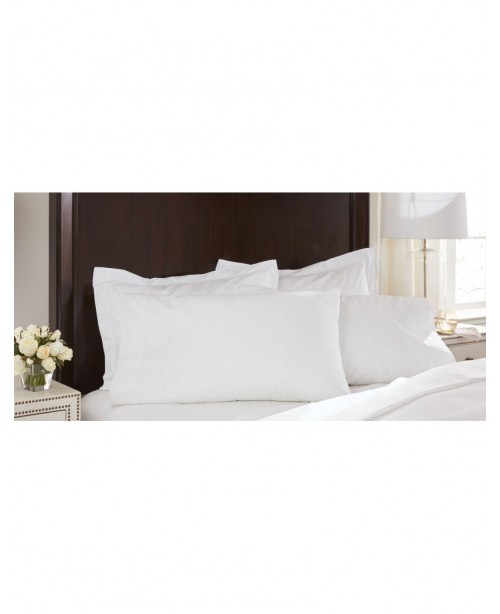 Simple white bed sheet set