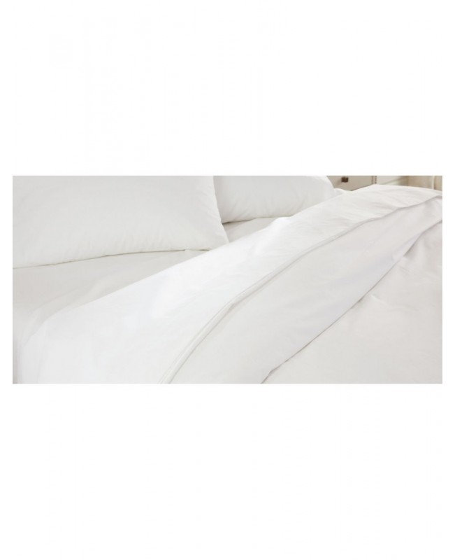 Simple white bed sheet set