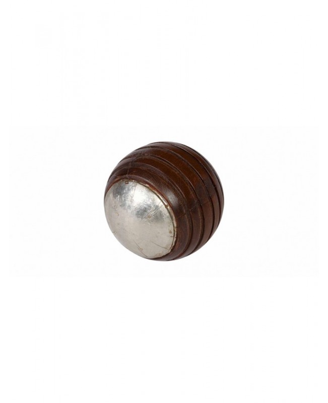 Dark brown ribbed ball